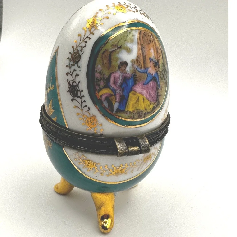 Vintage Vecceli Style Porcelain Egg Trinket‎ Box Green Gold  5inch Limoges